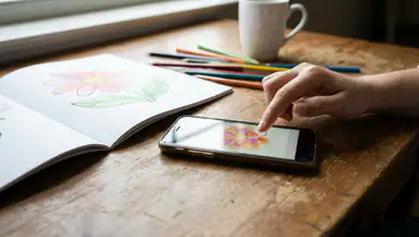 Happy Colorはなぜ毎日戻りたくなるのか 塗り絵がボードゲームに示す休息の設計 header